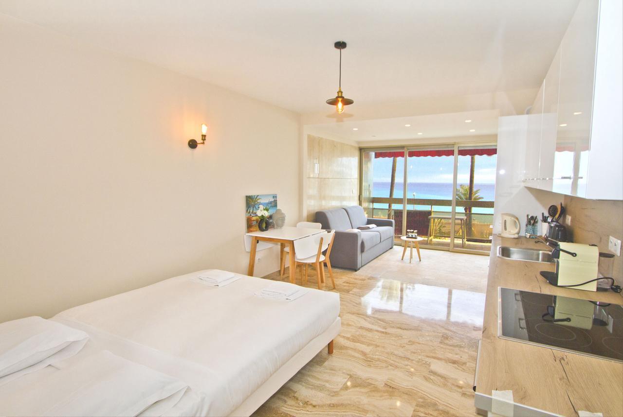 Promenade Holiday - Cosy Sea Front Studio Nice Bagian luar foto