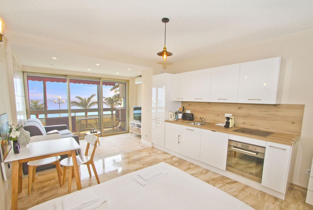 Promenade Holiday - Cosy Sea Front Studio Nice Bagian luar foto