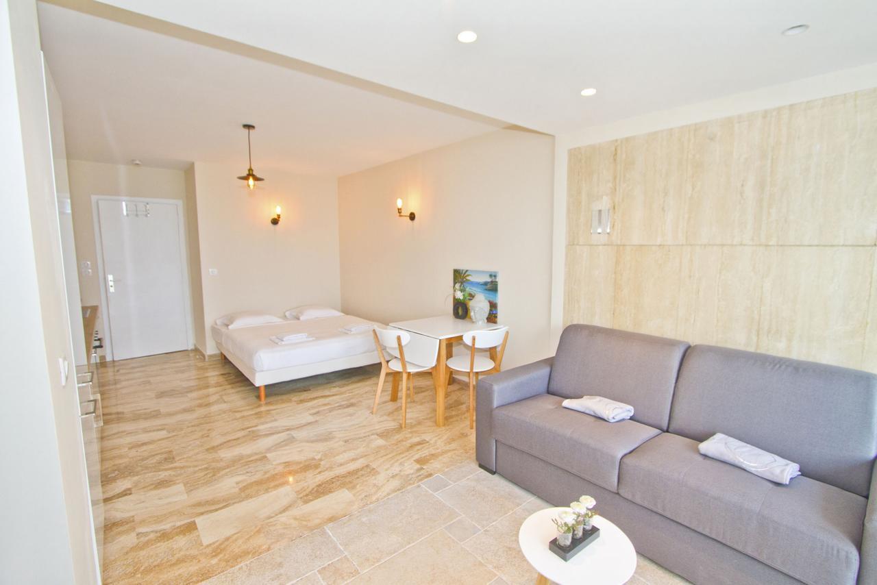 Promenade Holiday - Cosy Sea Front Studio Nice Bagian luar foto